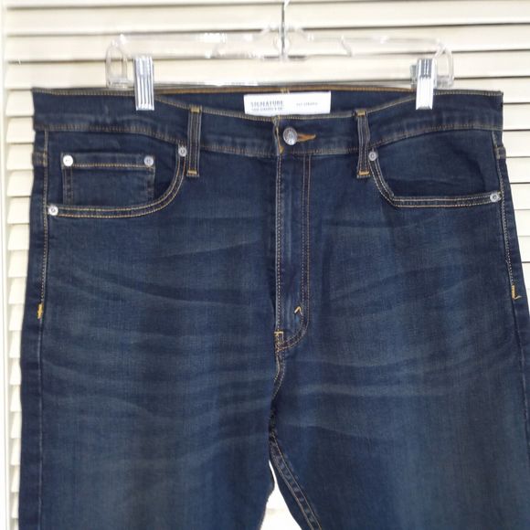 Signature Levi Strauss Jeans S51 Straight Size 36X34 (Actual 36X33.5") Dark Wash - Picture 3 of 15